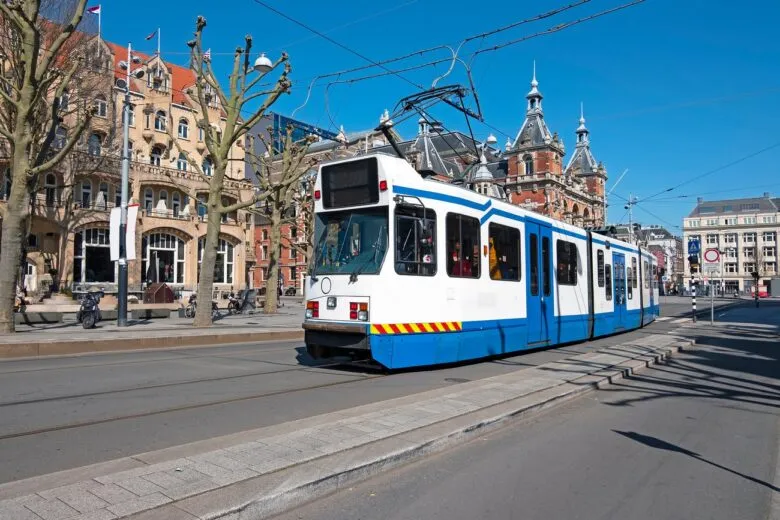 ¿Dónde alojarse en Ámsterdam? Los 10 mejores lugares 🇳🇱 6