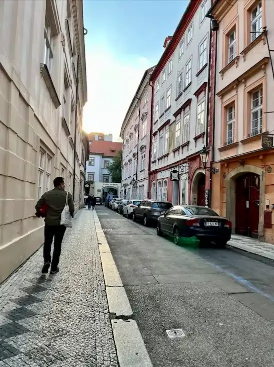 ¿Dónde alojarse en Praga? Los 5 mejores lugares para alojarse (+ zonas a evitar) 🇨🇿 8