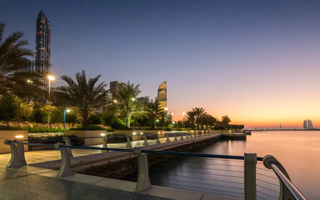 ¿Dónde alojarse en Abu Dhabi? - Las 5 mejores zonas y hoteles de Abu Dhabi 🇦🇪 3