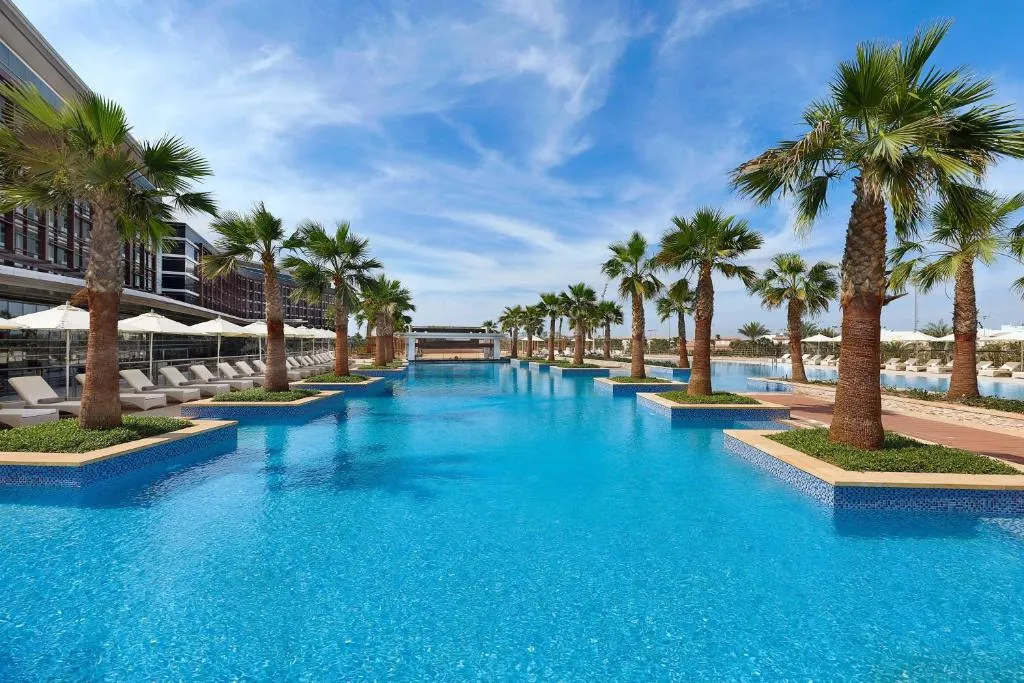 ¿Dónde alojarse en Abu Dhabi? - Las 5 mejores zonas y hoteles de Abu Dhabi 🇦🇪 31