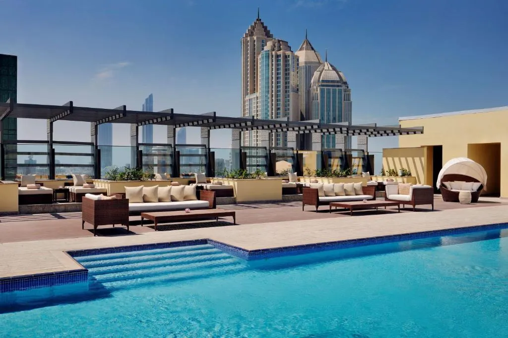¿Dónde alojarse en Abu Dhabi? - Las 5 mejores zonas y hoteles de Abu Dhabi 🇦🇪 25