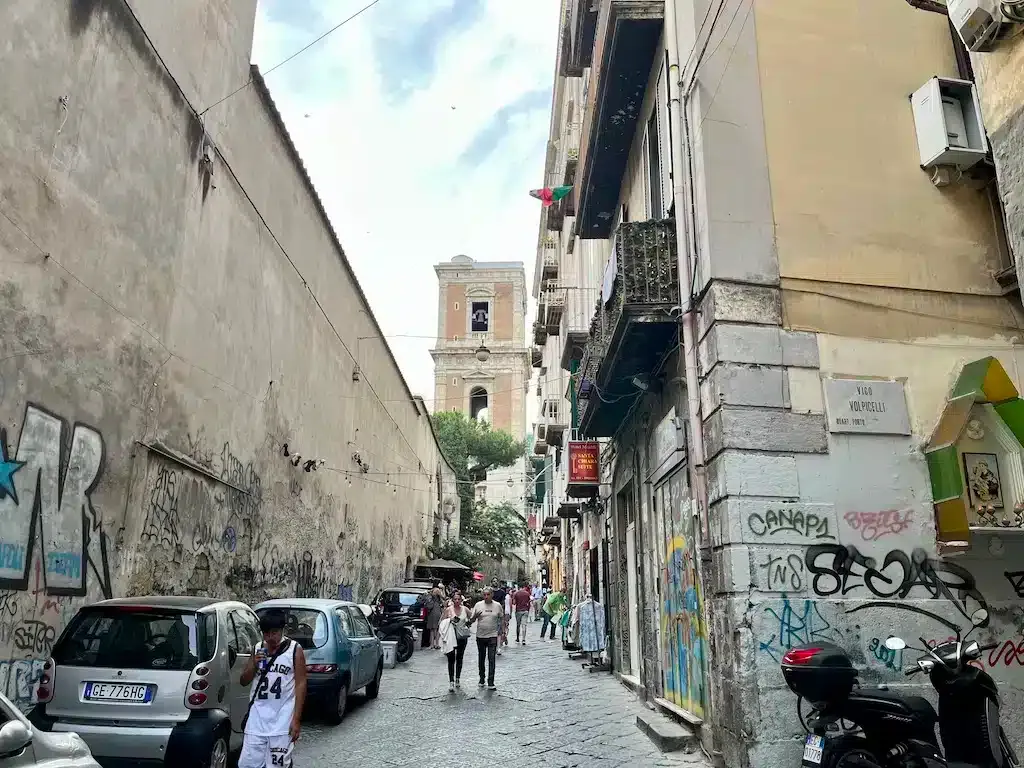 ¿Dónde alojarse en Nápoles? Las 4 mejores zonas y lugares para alojarse (+ ¡evitar!) 🇮🇹 2024, ¿Dónde alojarse en Nápoles? Las 4 mejores zonas y lugares para alojarse (+ ¡evitar!) 🇮🇹